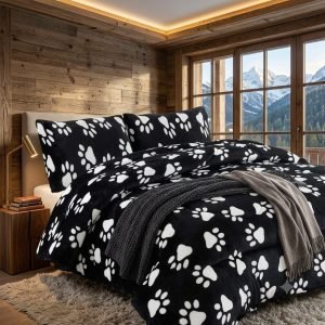 Cubrecama Plush Chiporro 2 Plazas Huellas Negro y Blanco + 2 Fundas (230 x 250 cm)